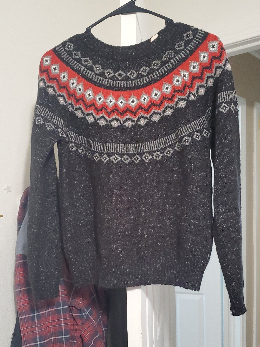 Weatherproof Black and Gray Knit Sweater